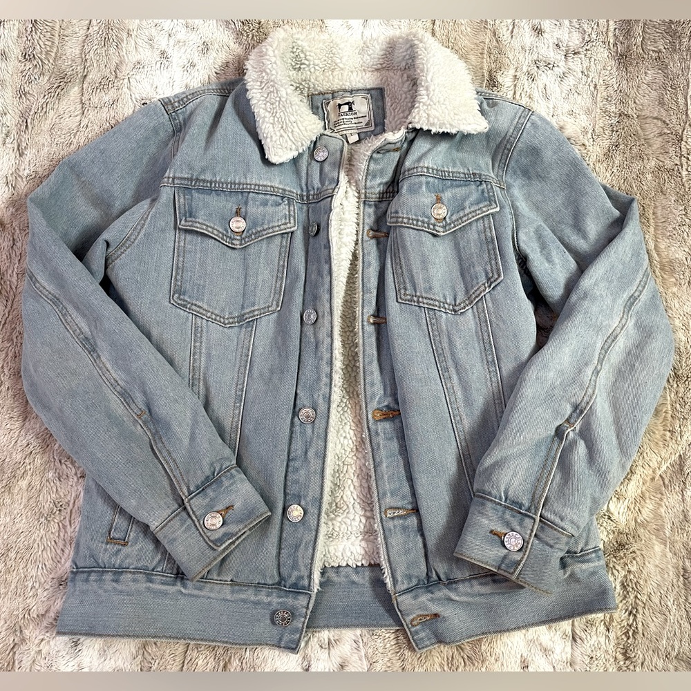 Vintage Jean Jacket with Fur Lining